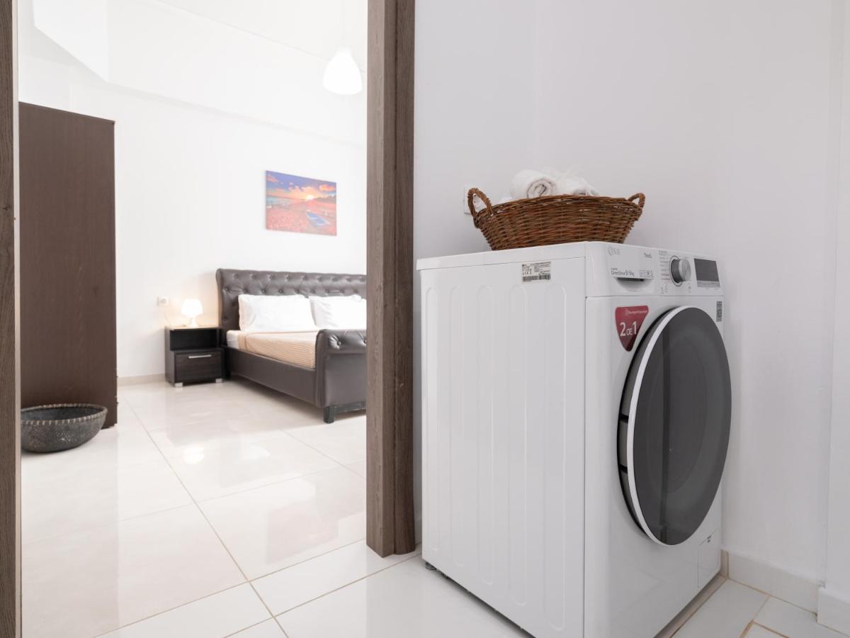 Palm House Near Airport Apartment Iraklio